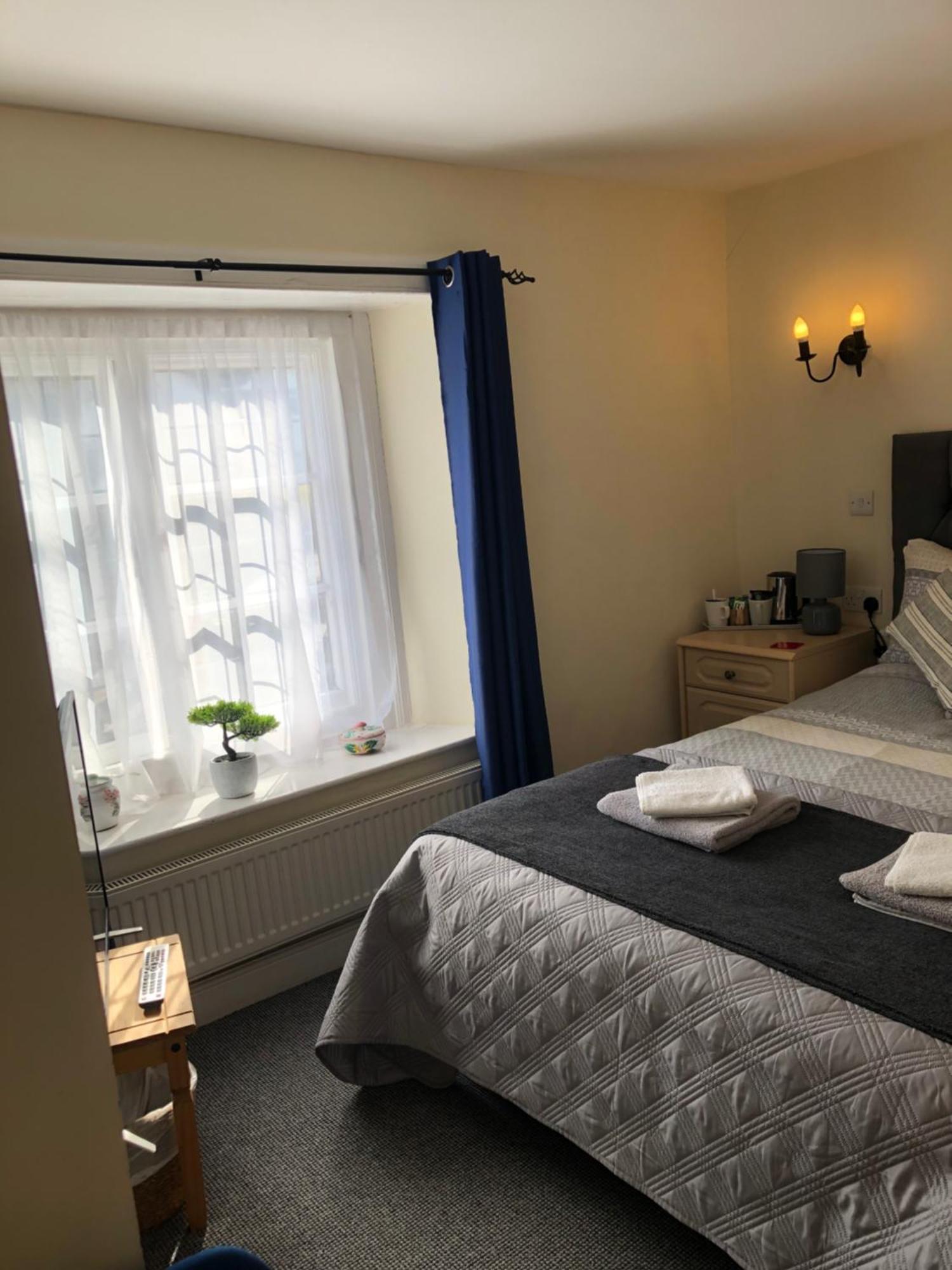 Bed and Breakfast The Stowey Arms Exminster Экстерьер фото