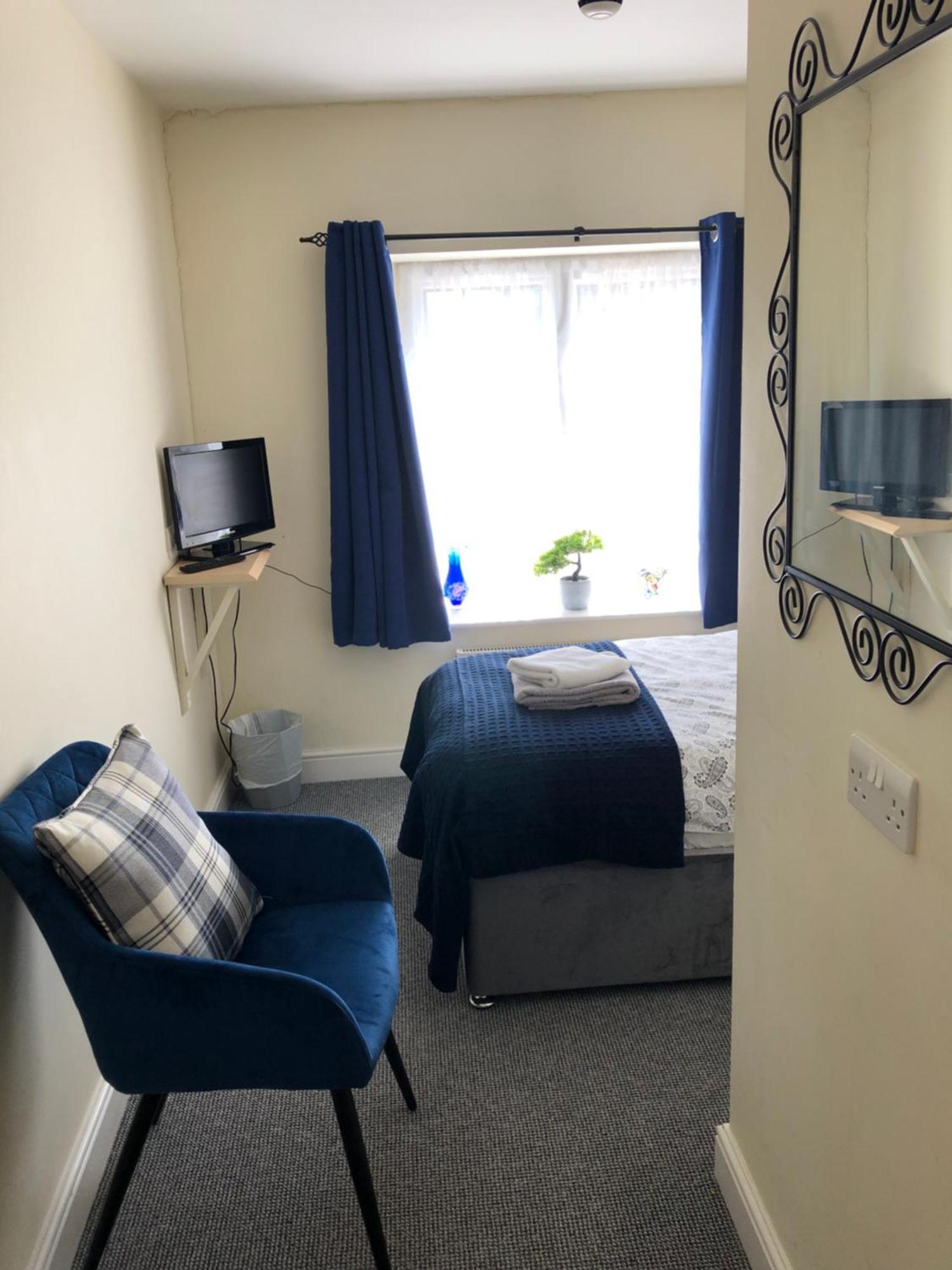 Bed and Breakfast The Stowey Arms Exminster Экстерьер фото